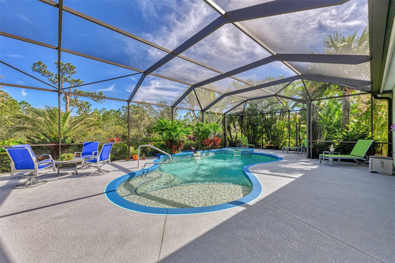 RIVERWOOD - Residential