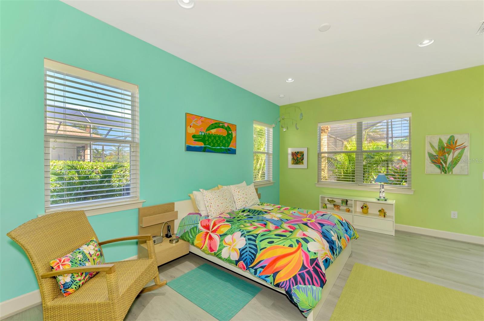 RIVERWOOD - Residential