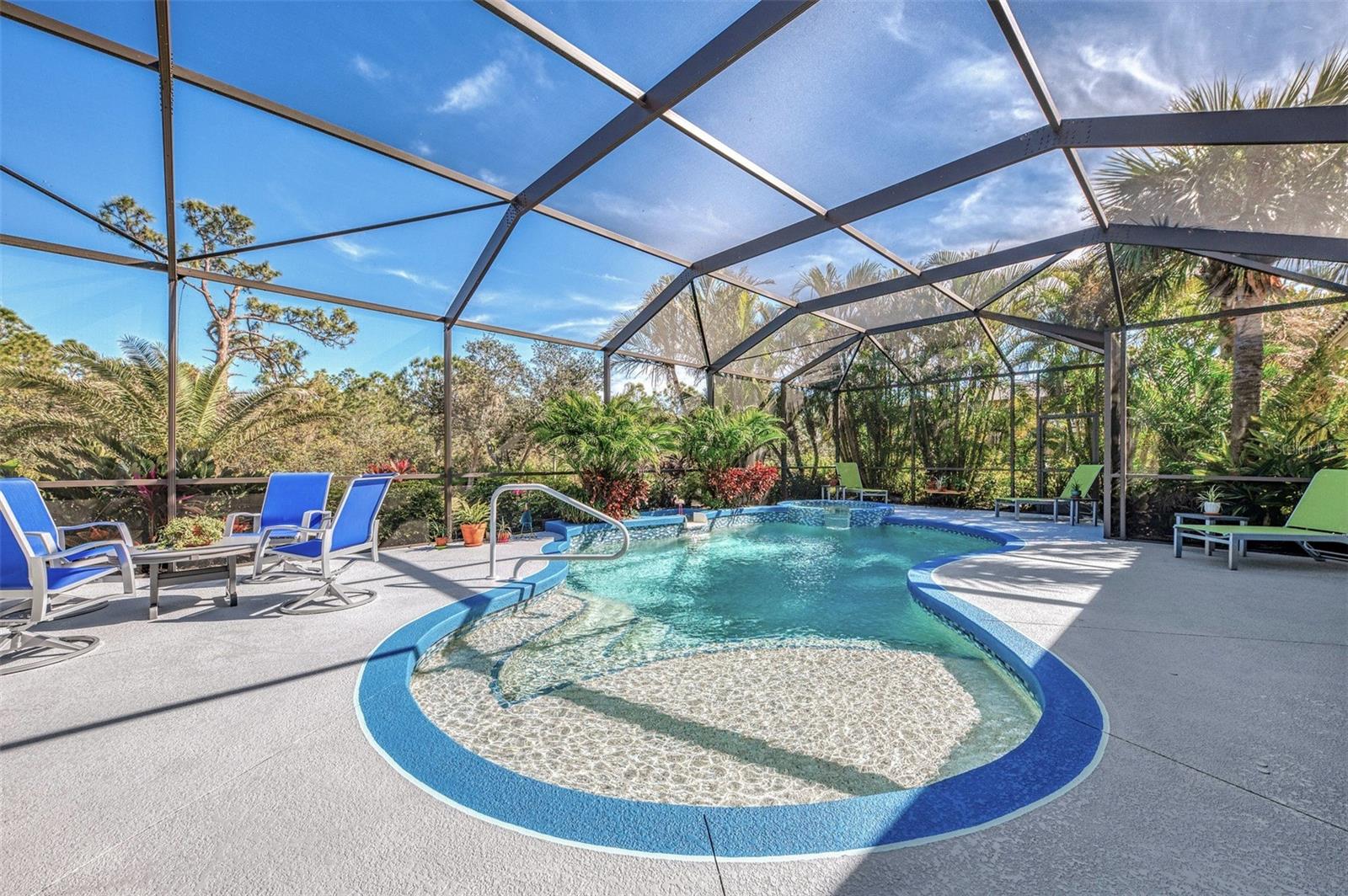 RIVERWOOD - Residential