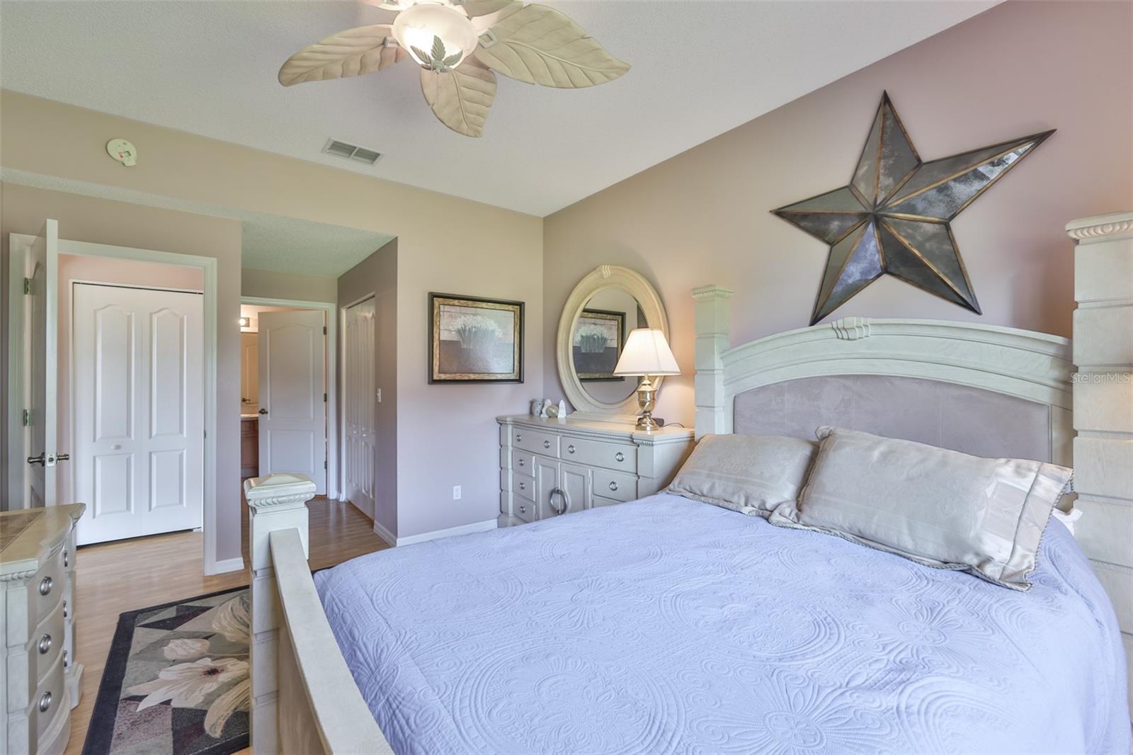 FAIRBOURNE CONDO - Residential