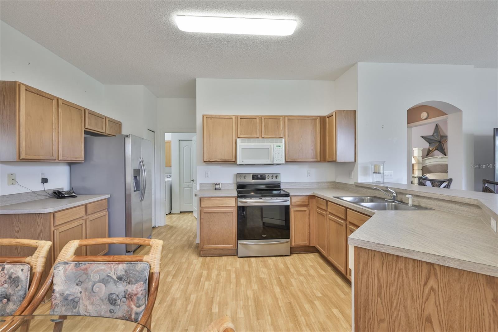 FAIRBOURNE CONDO - Residential