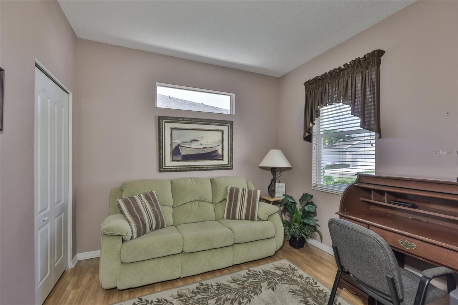 FAIRBOURNE CONDO - Residential