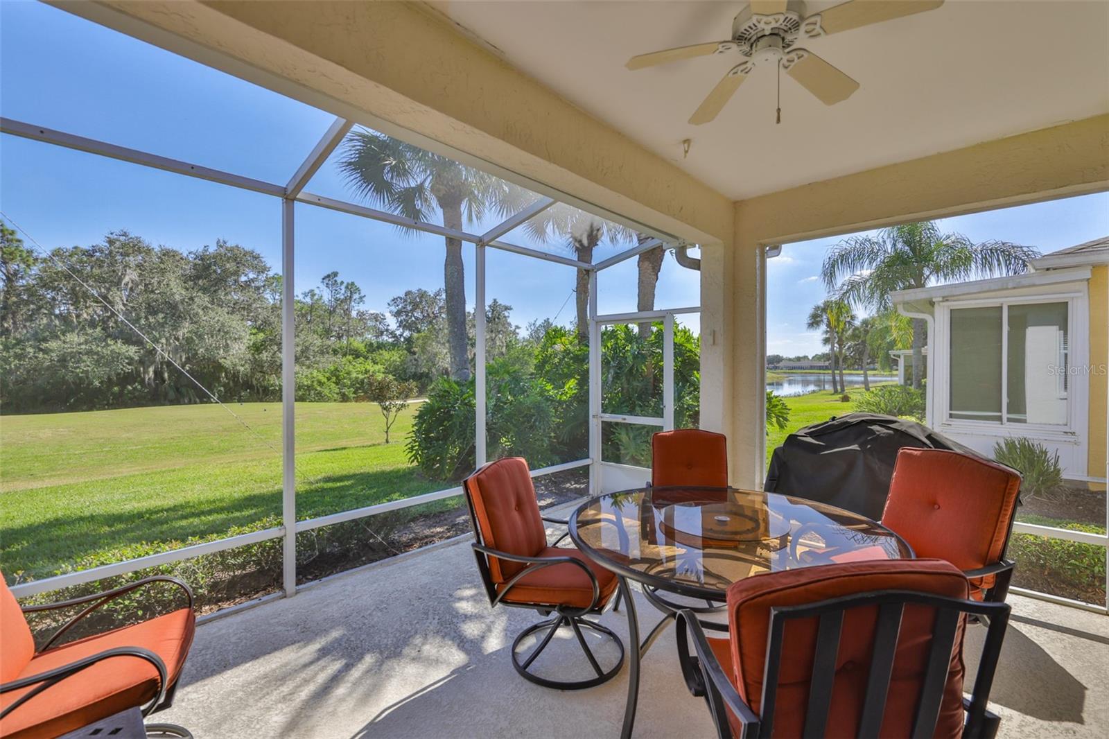 FAIRBOURNE CONDO - Residential