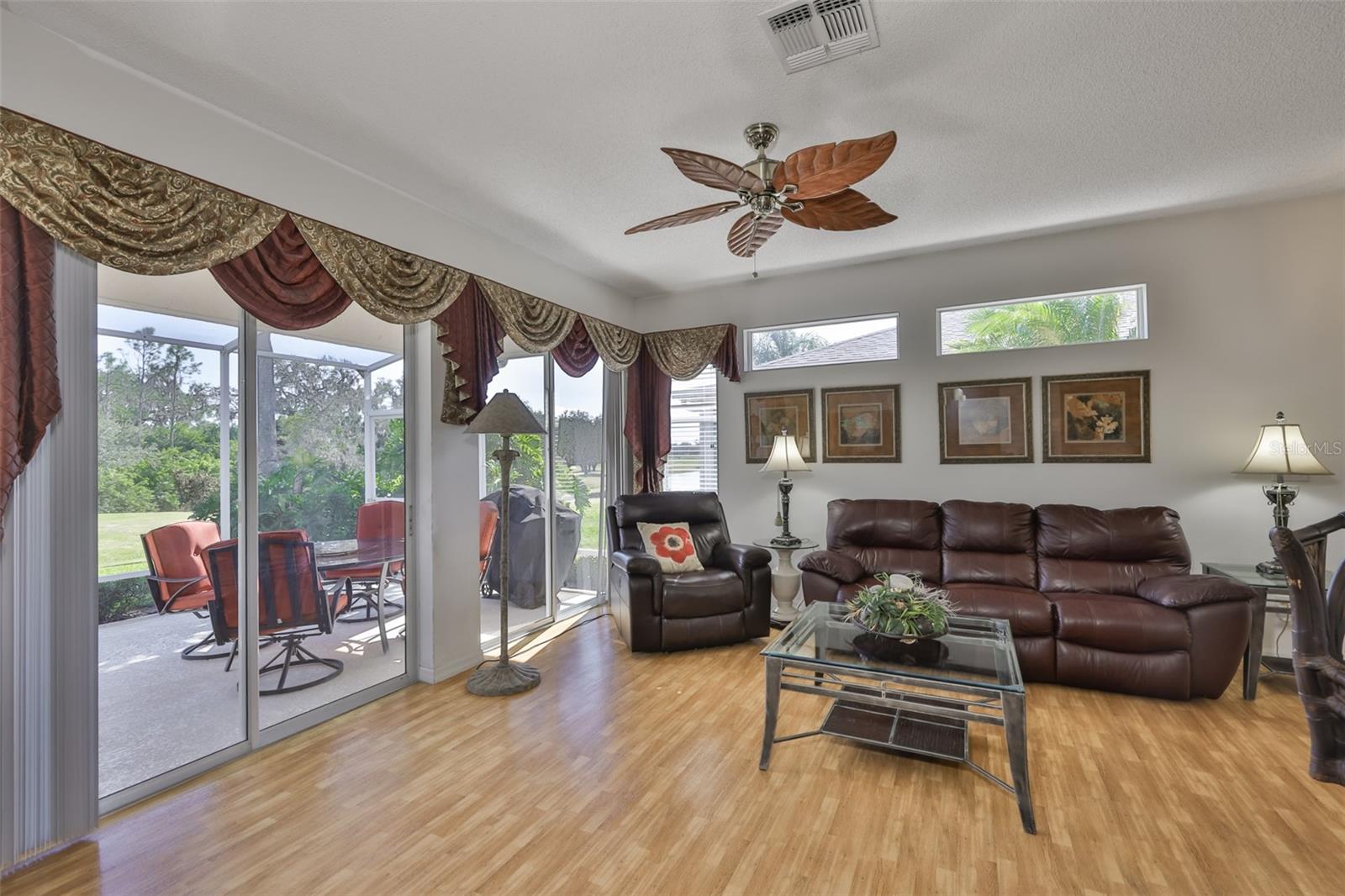 FAIRBOURNE CONDO - Residential