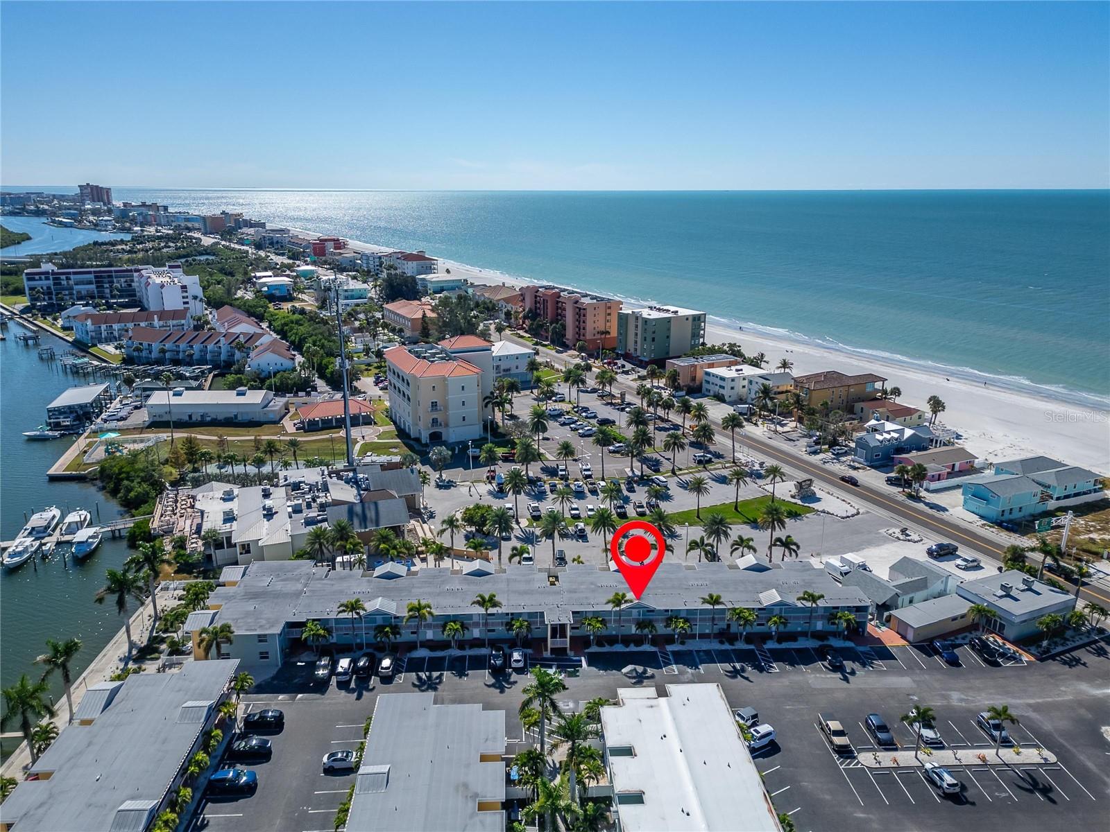 BAREFOOT BEACH RESORT - Residential