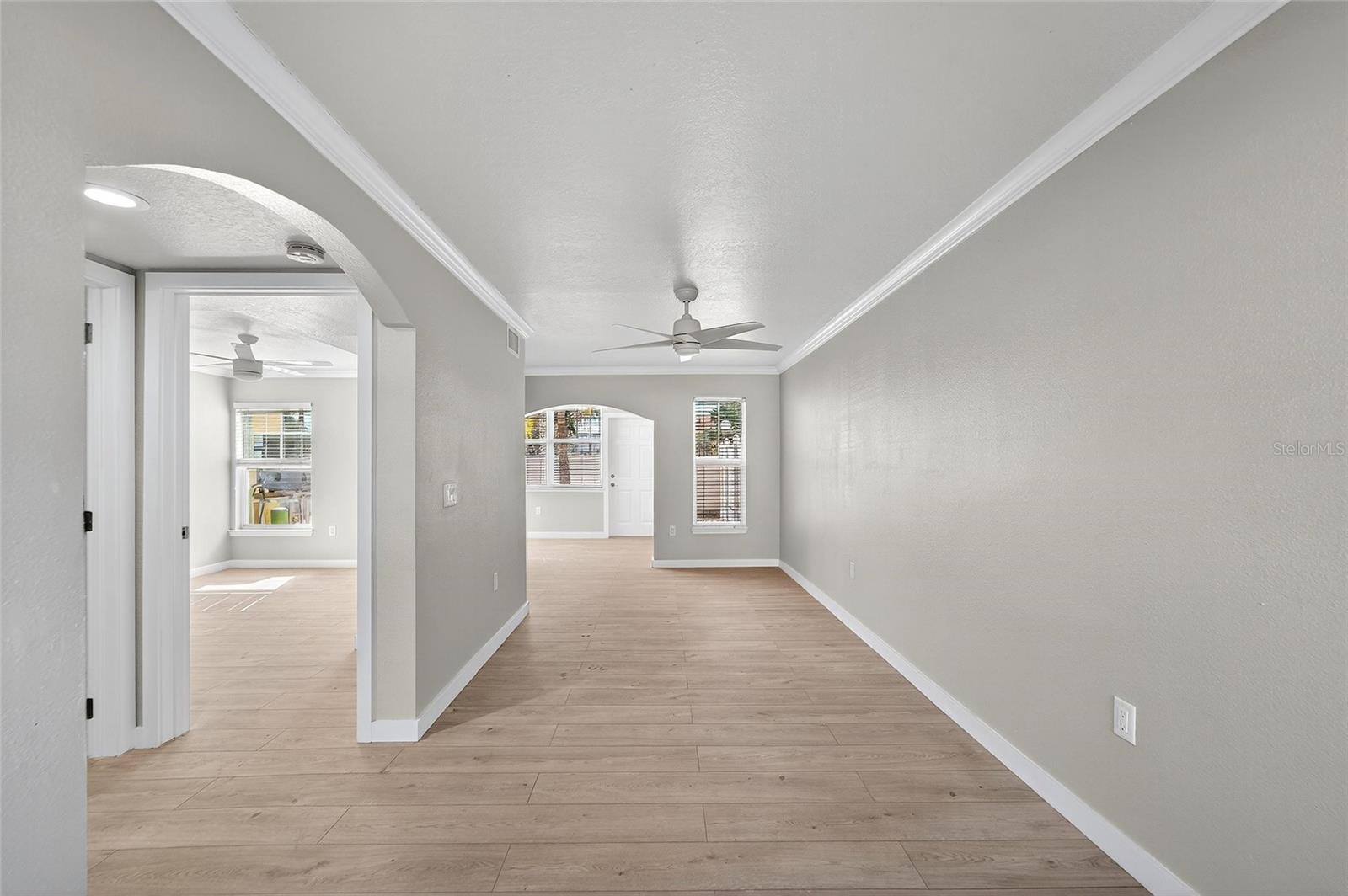 BAREFOOT BEACH RESORT - Residential