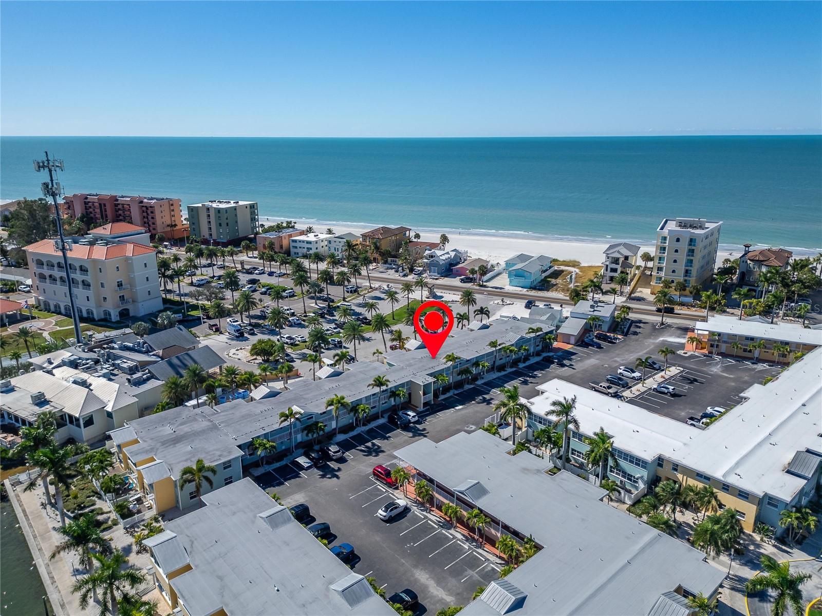 BAREFOOT BEACH RESORT - Residential