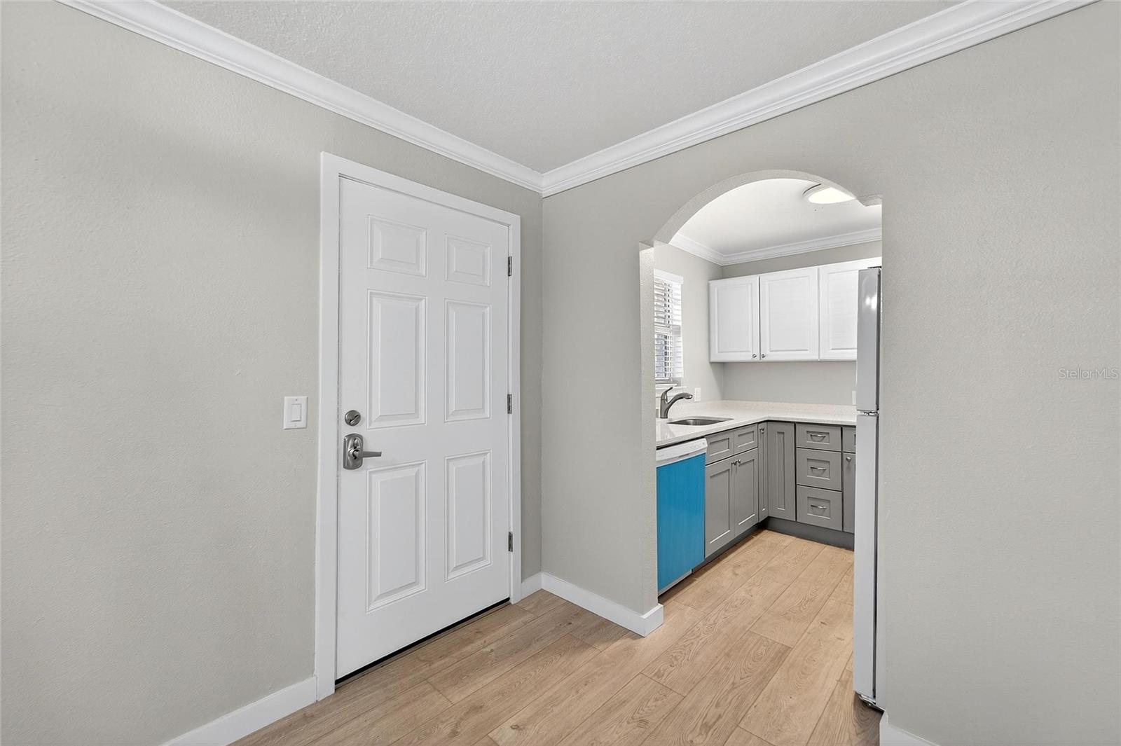 BAREFOOT BEACH RESORT - Residential