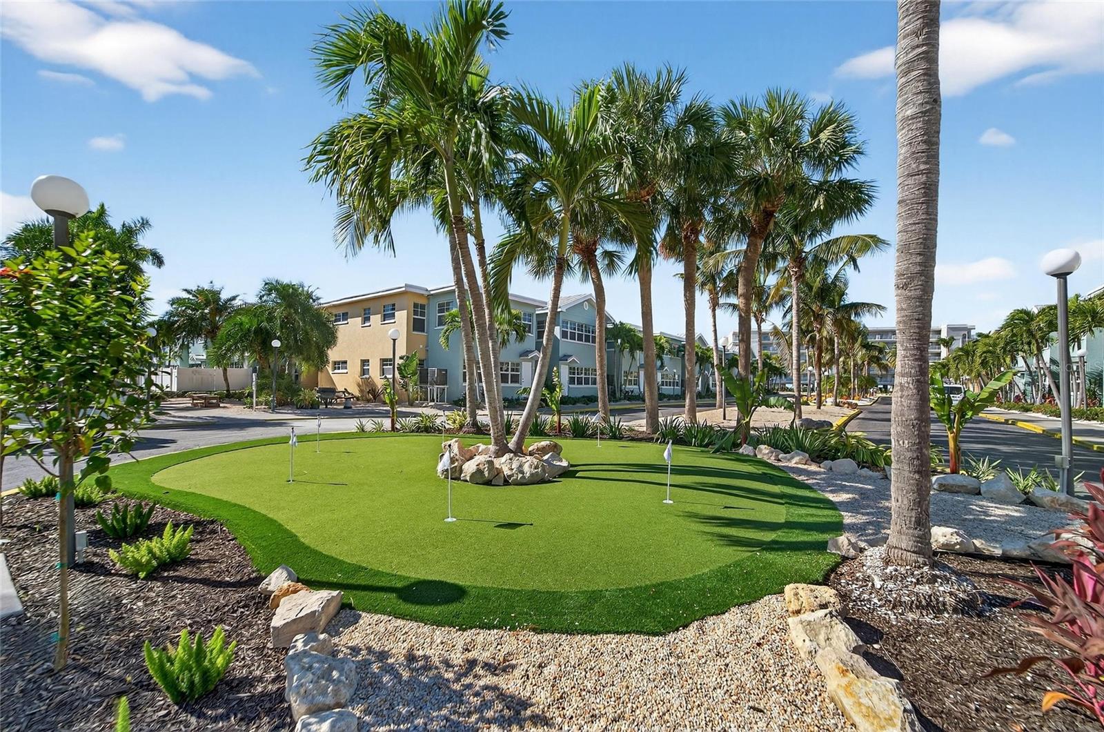 BAREFOOT BEACH RESORT - Residential