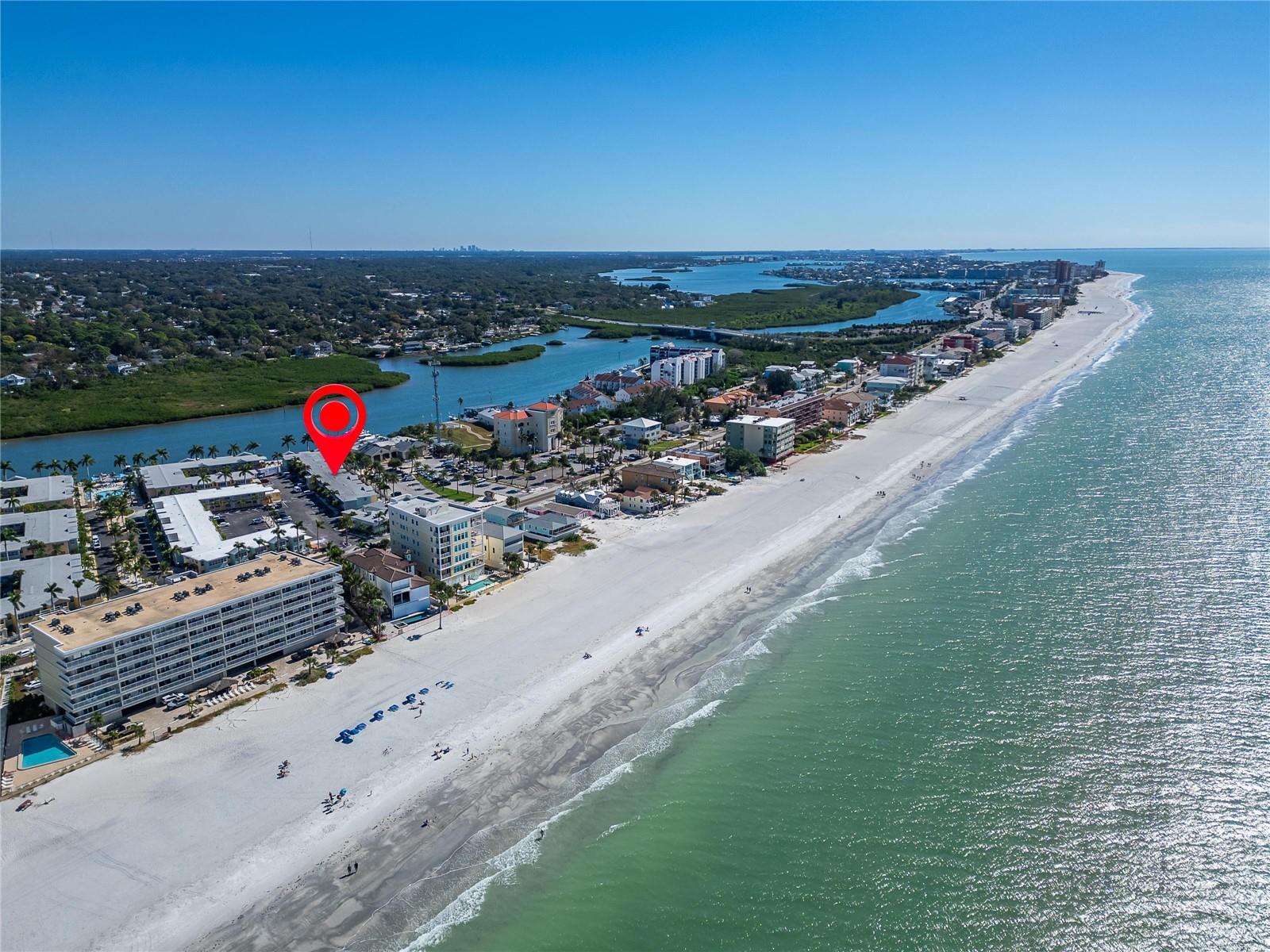 BAREFOOT BEACH RESORT - Residential