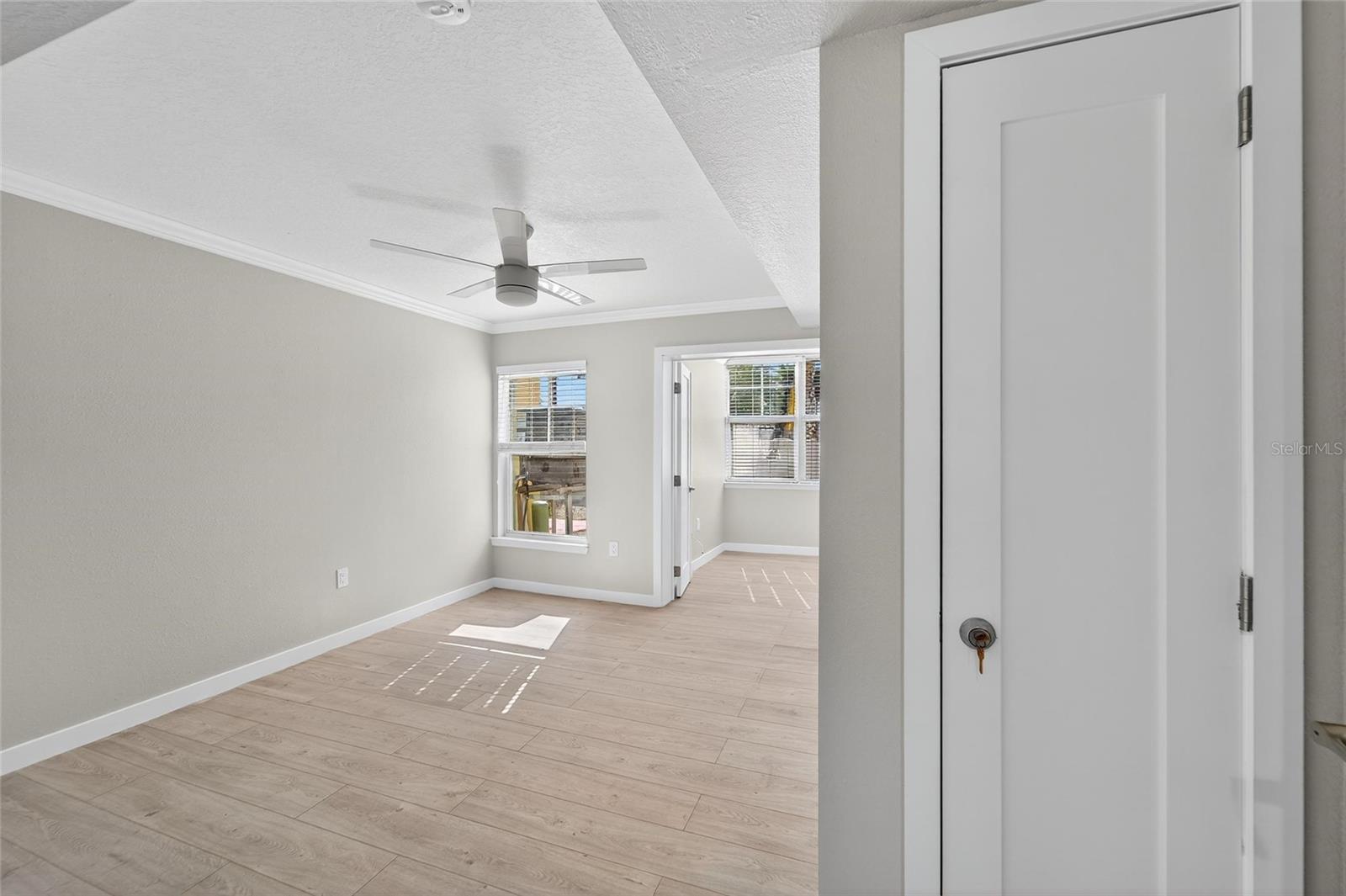 BAREFOOT BEACH RESORT - Residential