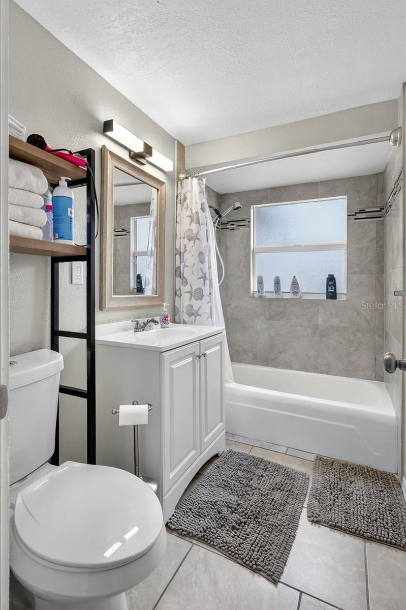 BAYSHORE GARDENS SEC 20 - Residential