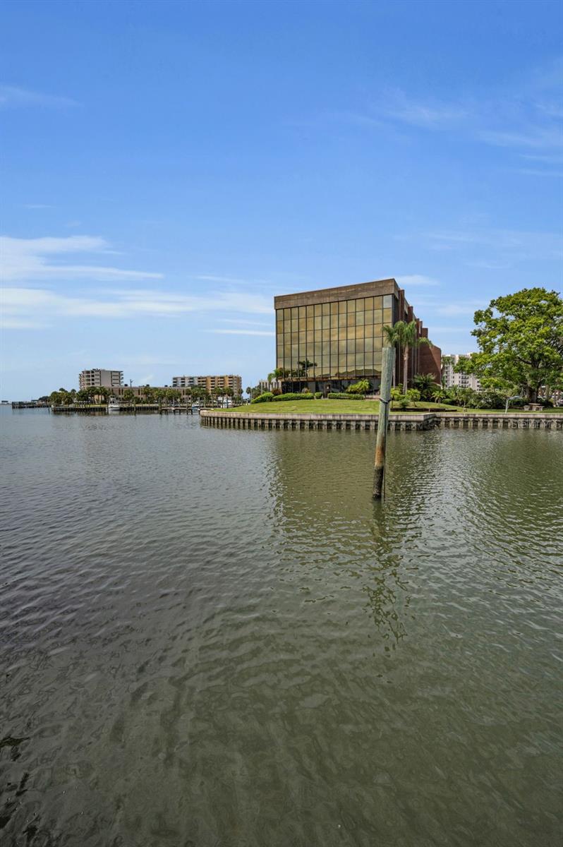 BAYSHORE ESTATES 4 - Land