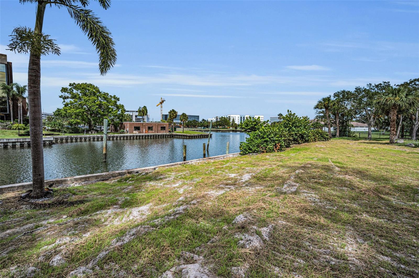 BAYSHORE ESTATES 4 - Land