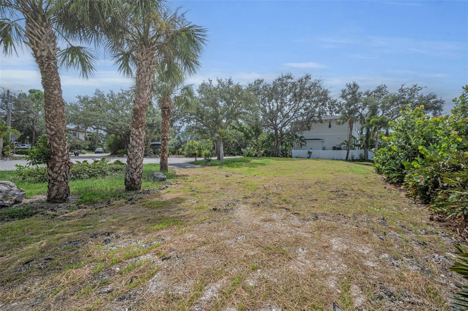 BAYSHORE ESTATES 4 - Land