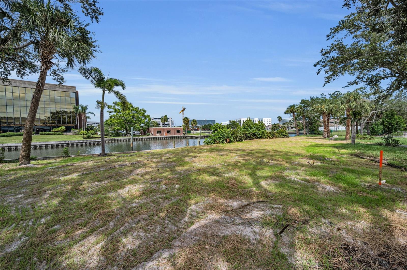 BAYSHORE ESTATES 4 - Land