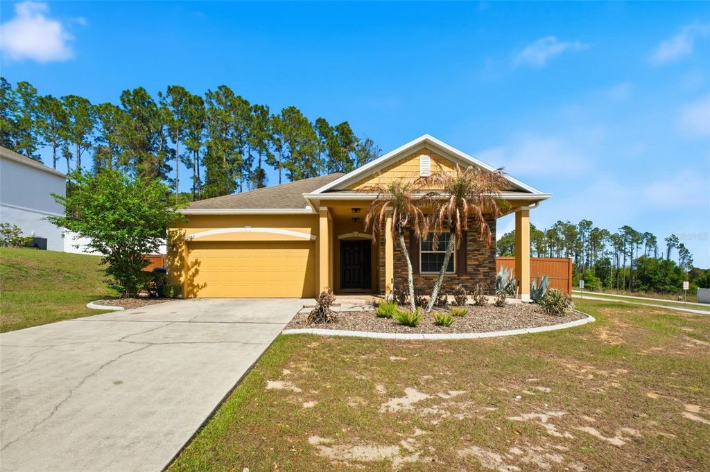 Photo of 202 Colonial Pine Lane, Minneola, FL 34715 (MLS # O6396370)