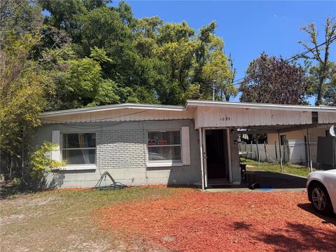 Photo of 1033 Columbia Street, Orlando, FL 32805 (MLS # O6405152)