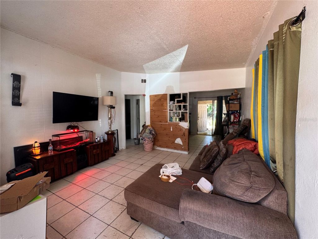 Photo of 1033 Columbia Street, Orlando, FL 32805 (MLS # O6405152)