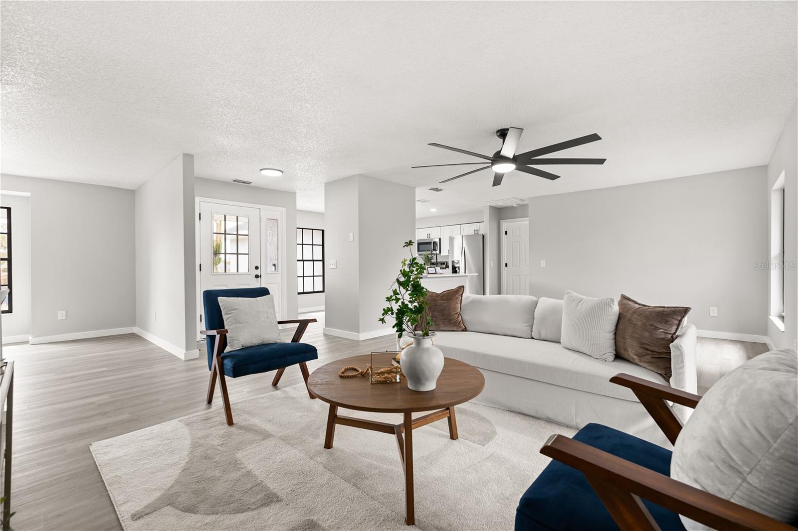 CROWN POINTE PH 01 - Residential