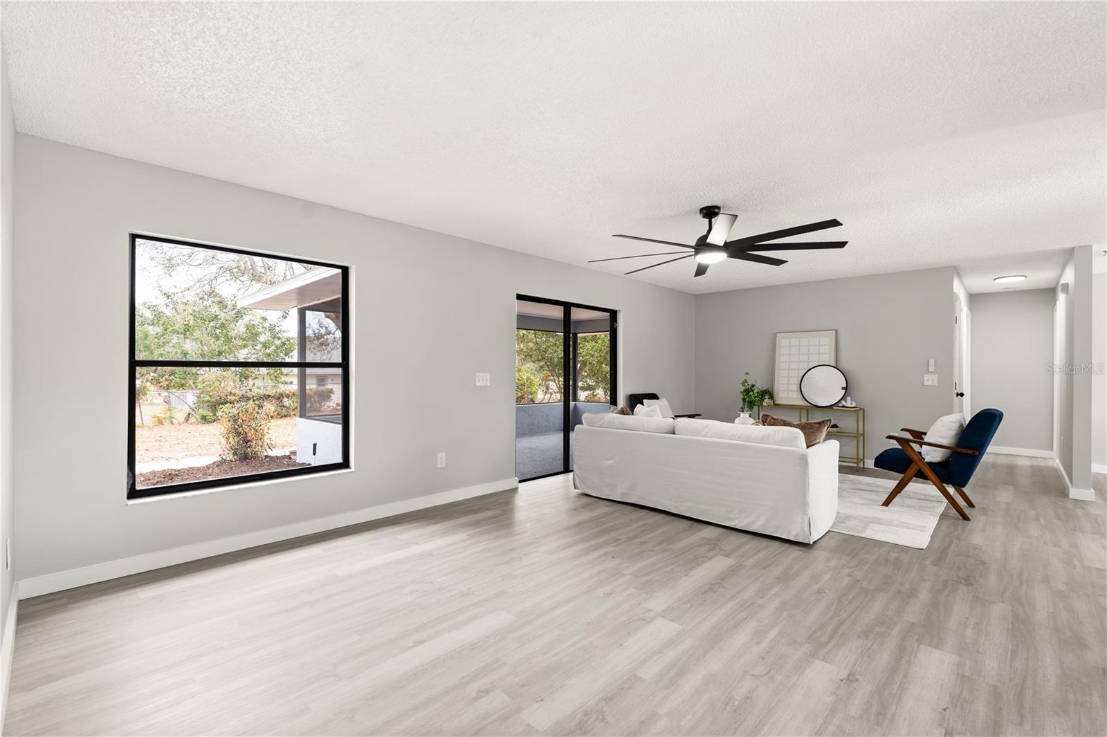 CROWN POINTE PH 01 - Residential