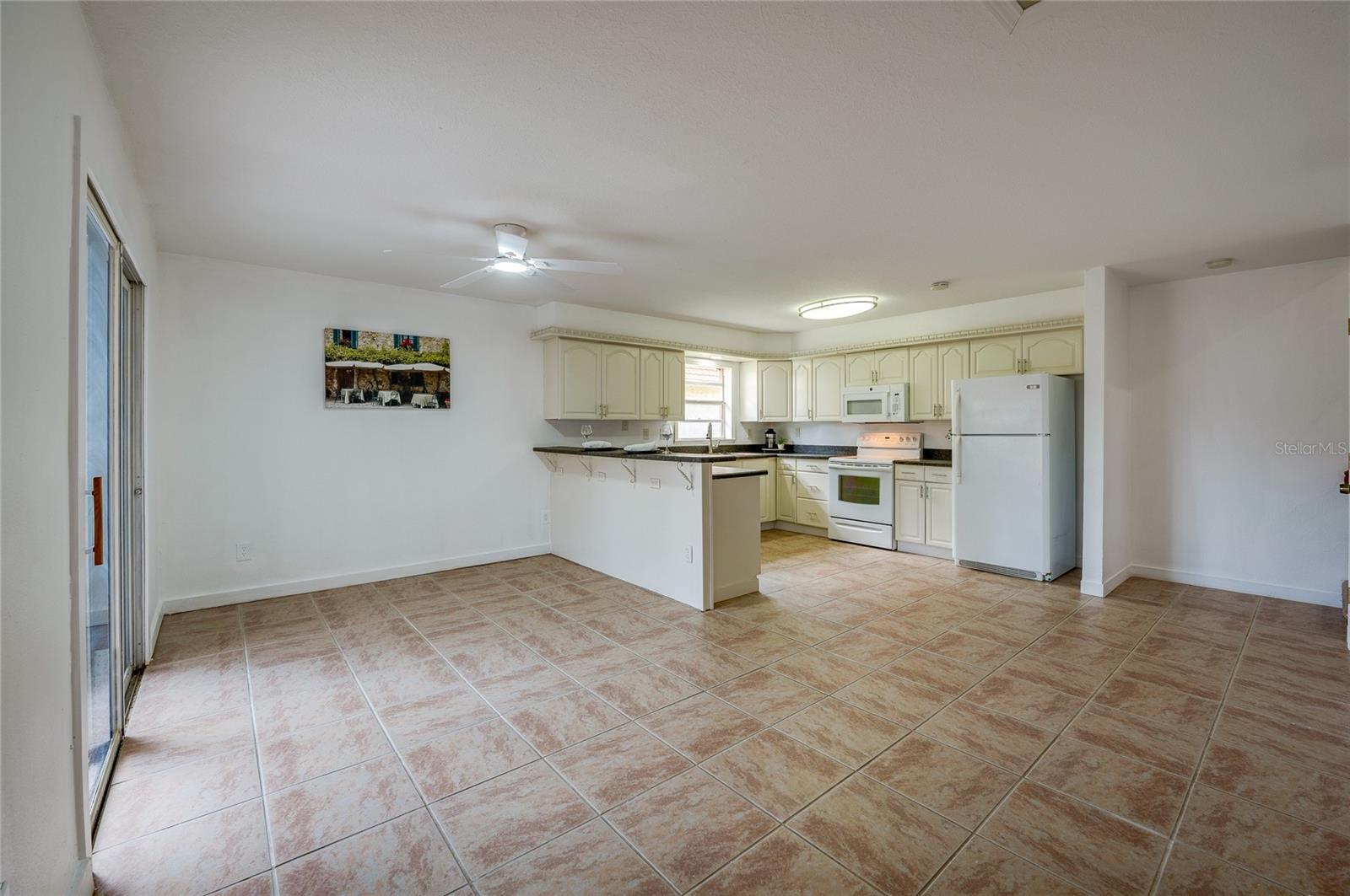 SPRINGWOOD VILLAGE UNIT 01 - Residential Lease