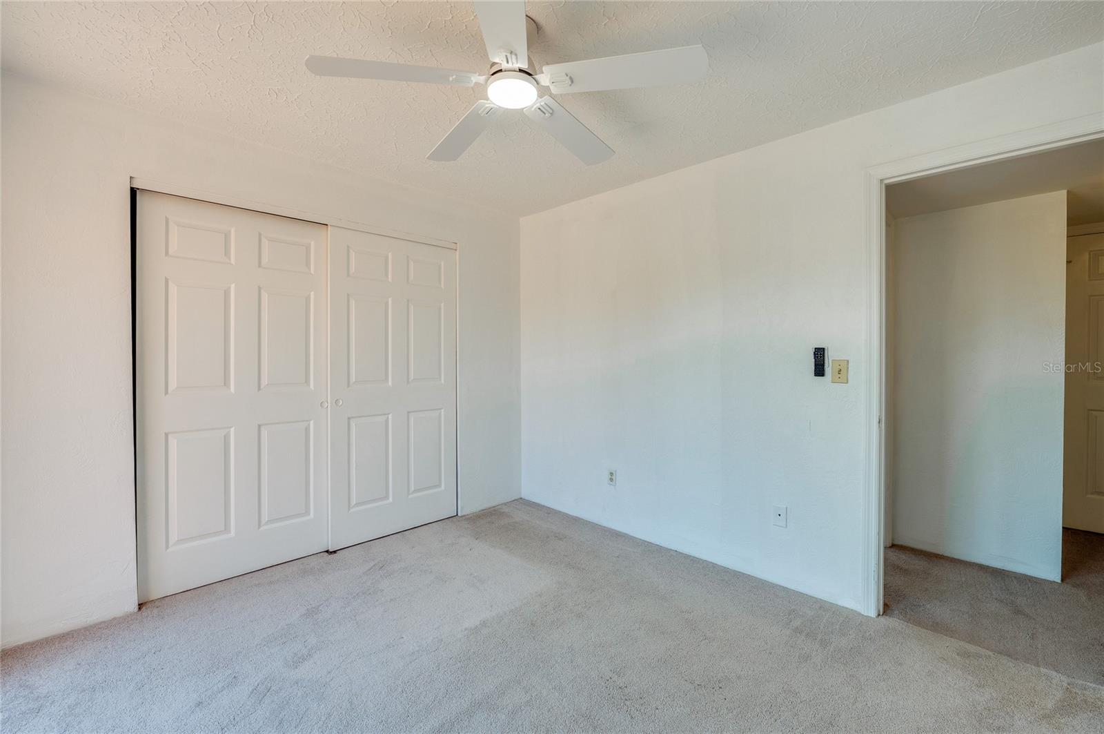 SPRINGWOOD VILLAGE UNIT 01 - Residential Lease