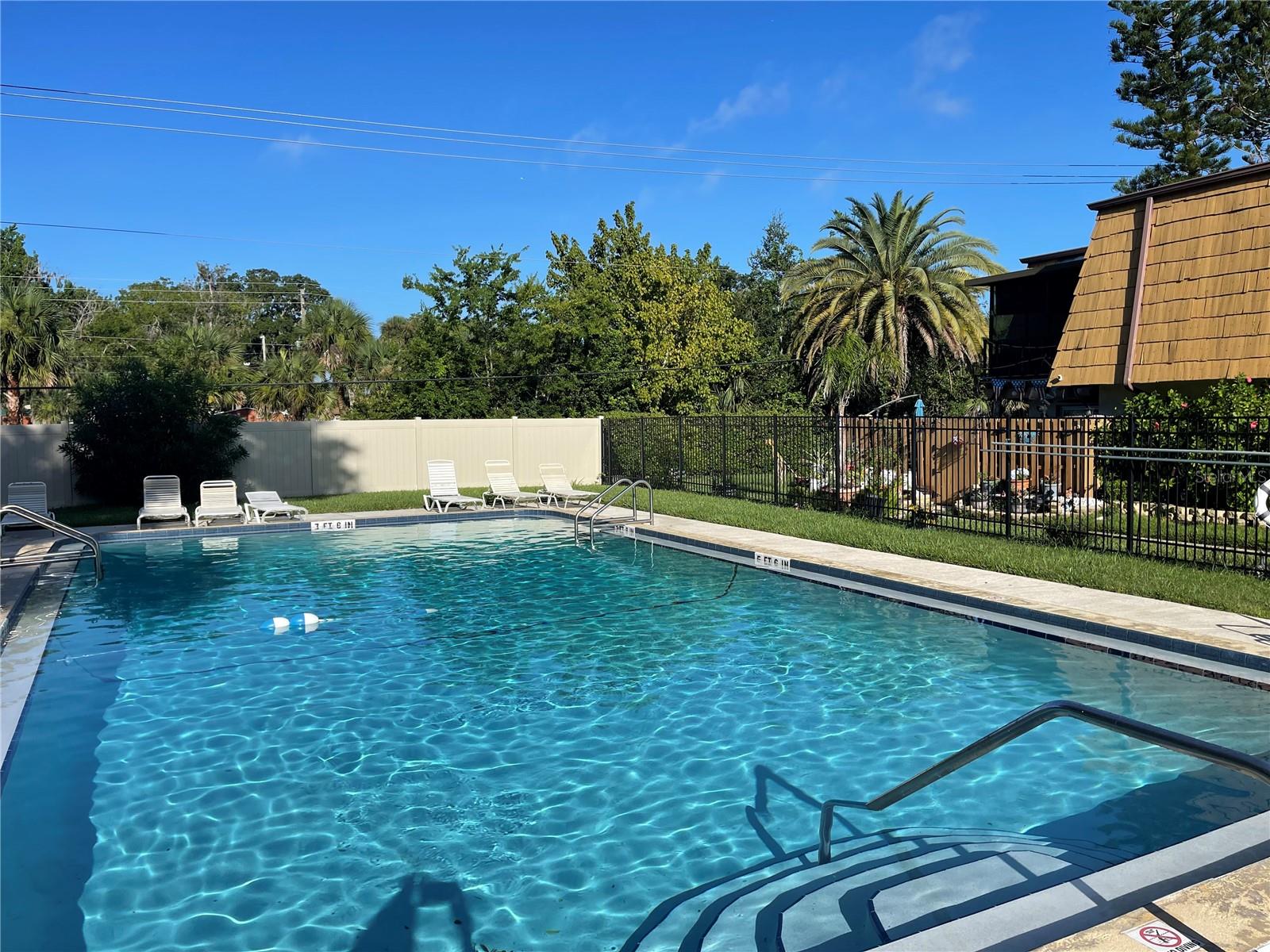 SPRINGWOOD VILLAGE UNIT 01 - Residential Lease