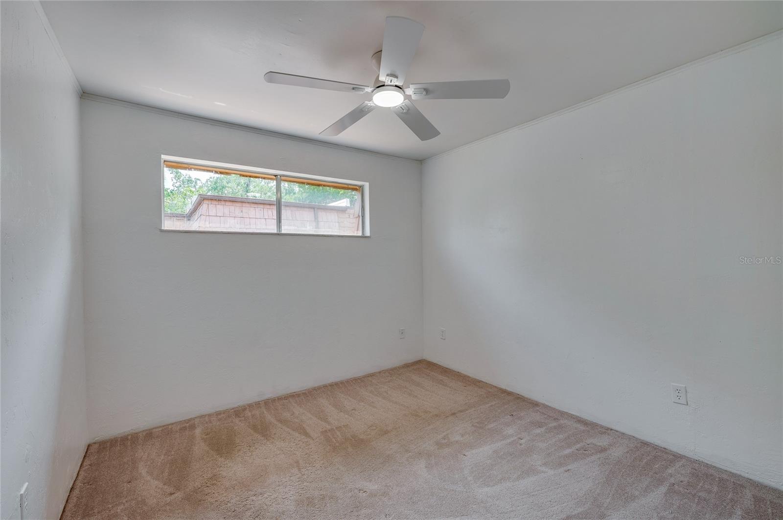 SPRINGWOOD VILLAGE UNIT 01 - Residential Lease