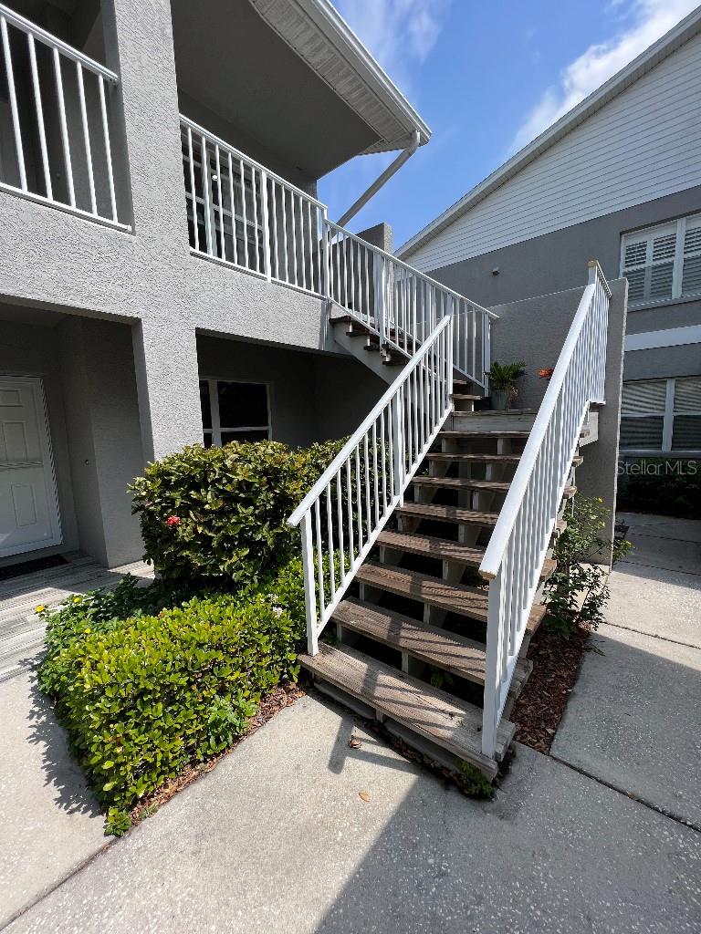 9485 HAMLIN BOULEVARD 8