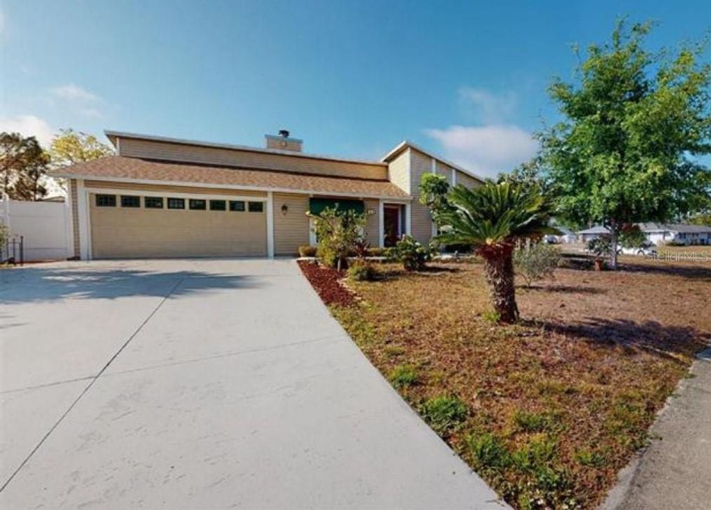 Photo of 520 Mcarthur Avenue, Sarasota, FL 34243 (MLS # TB8453483)