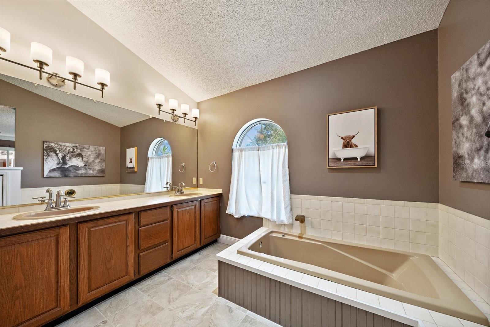 SOUTHFIELD - Residential