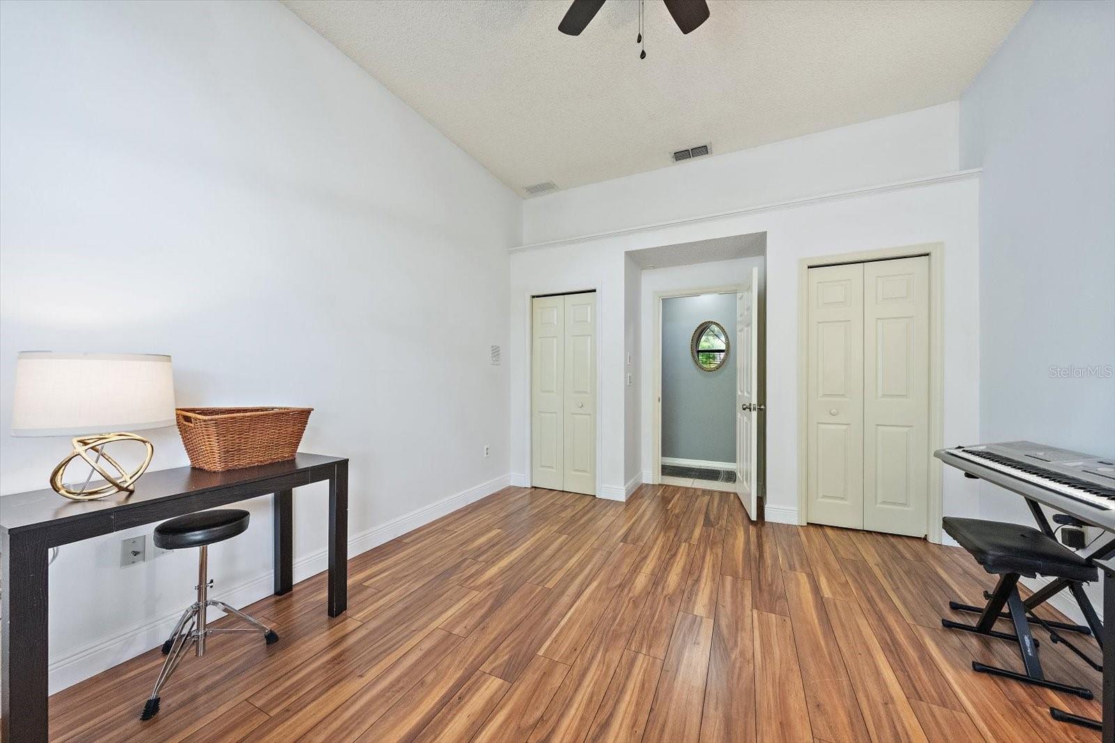 SOUTHFIELD - Residential