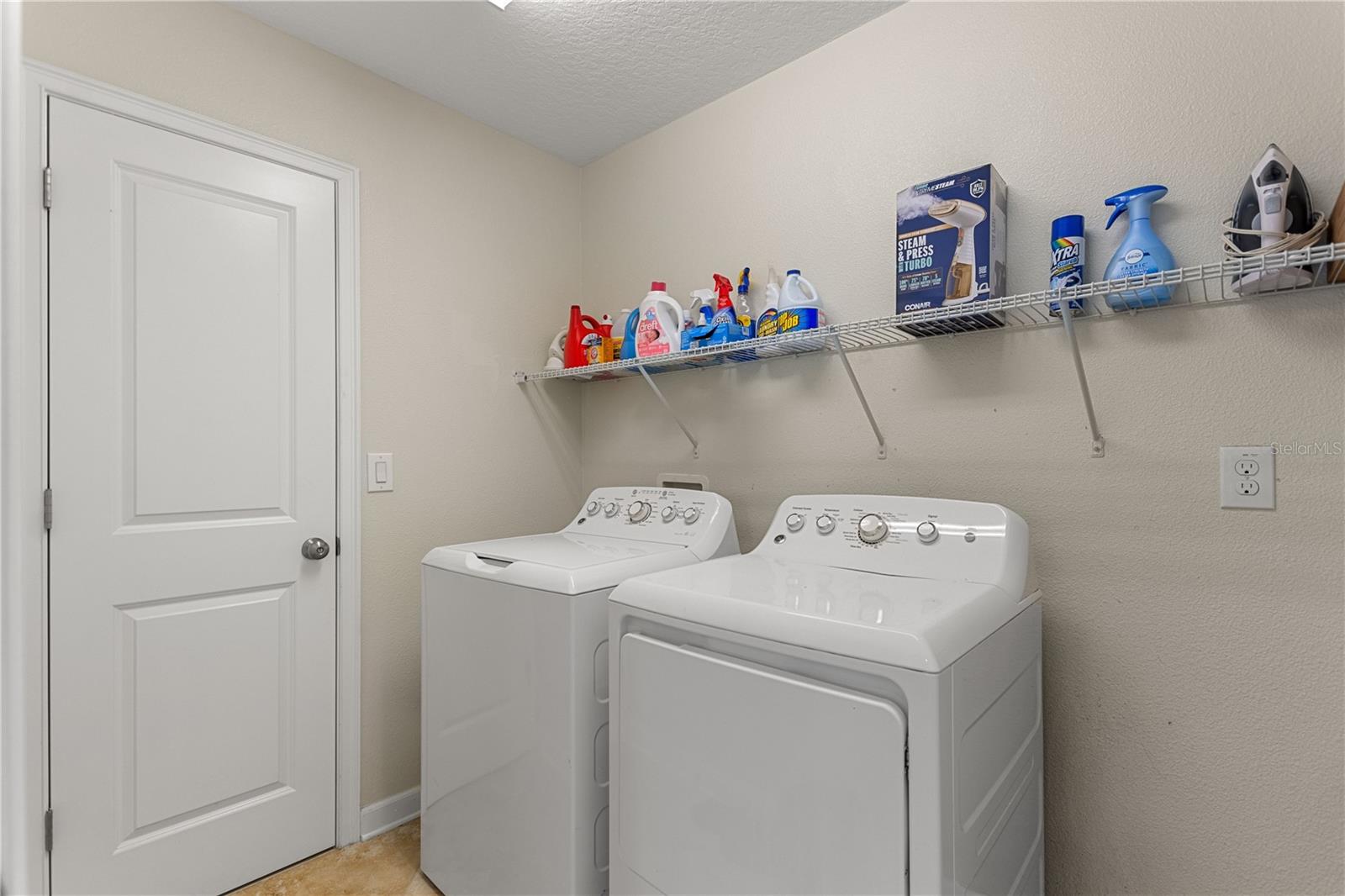 STONEYBROOK SOUTH PH F-1 - Residential Lease