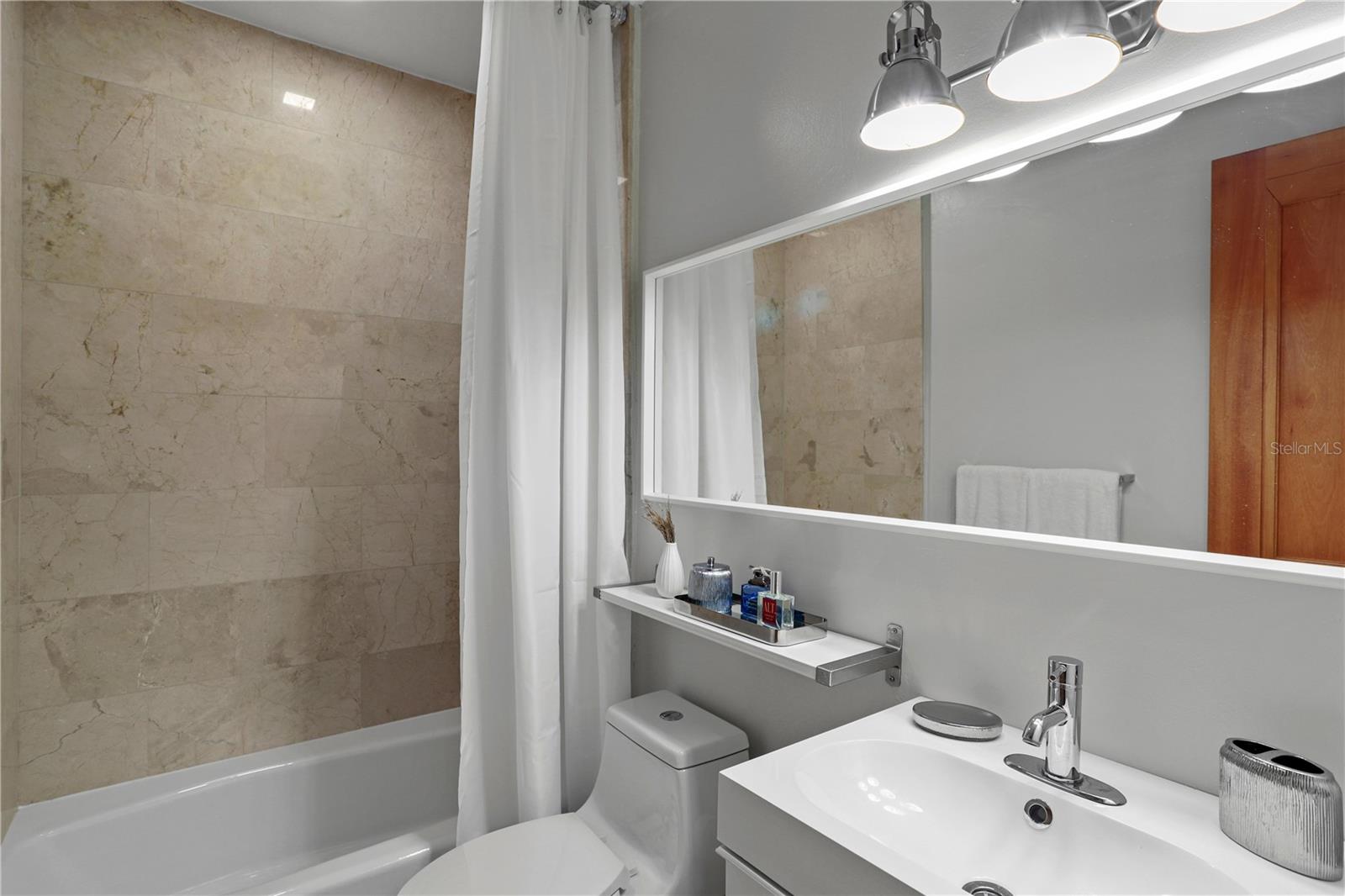 CARIBE PLAZA CONDOMINIUM - Residential