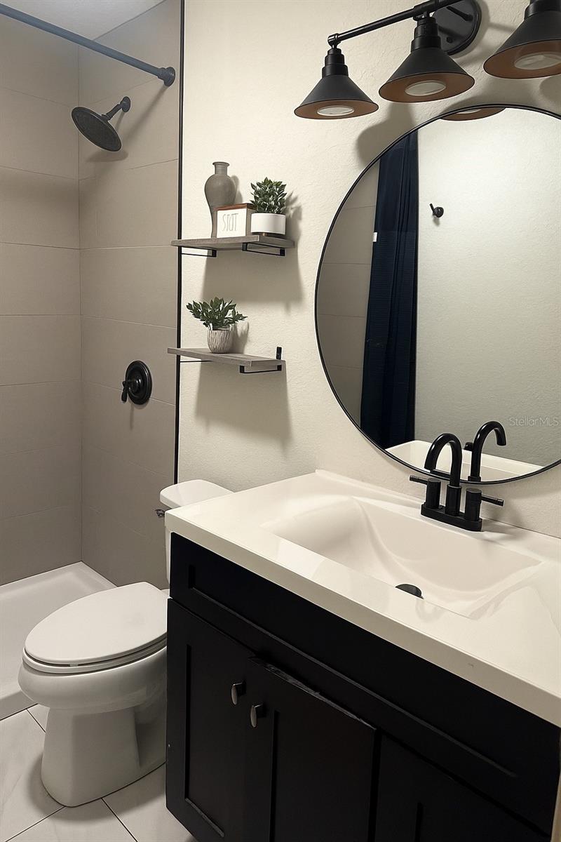 WATERS EDGE UNIT 01 A REP - Residential