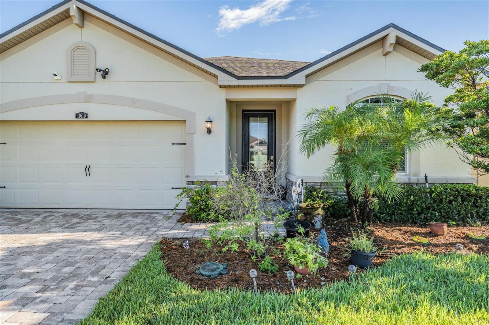 11610 BLUE WOODS DRIVE
