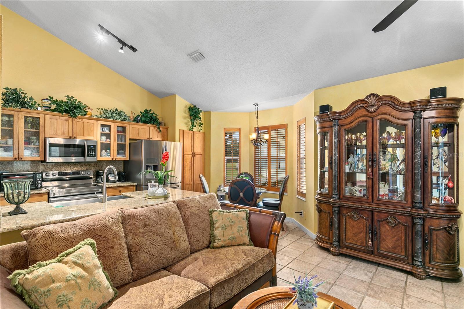 ACREAGE & UNREC - Residential
