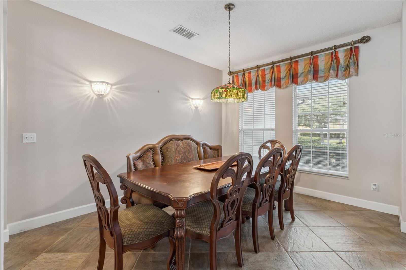 BARRINGTON ESTS - Residential