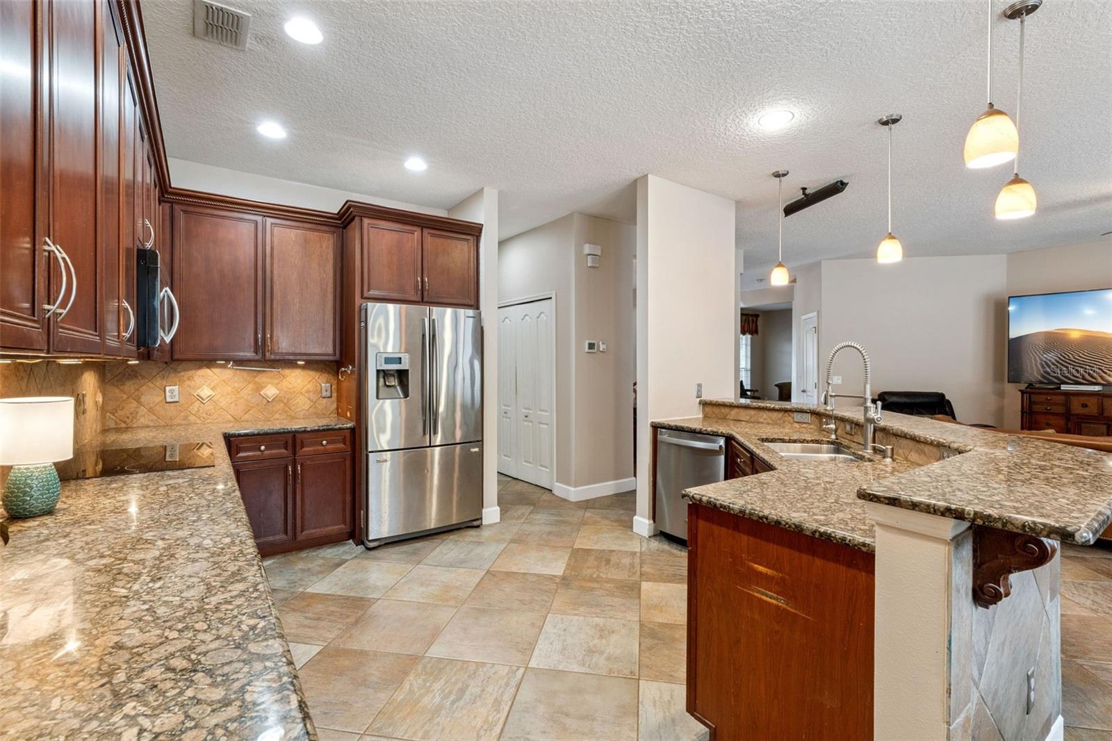 BARRINGTON ESTS - Residential