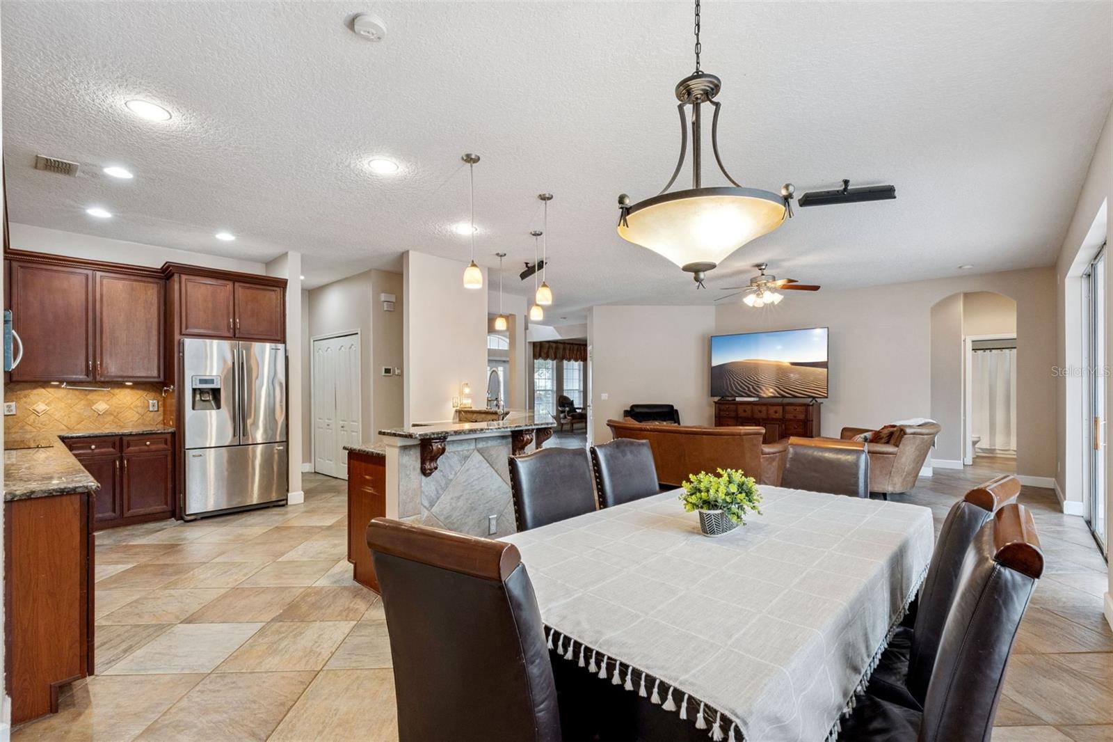 BARRINGTON ESTS - Residential