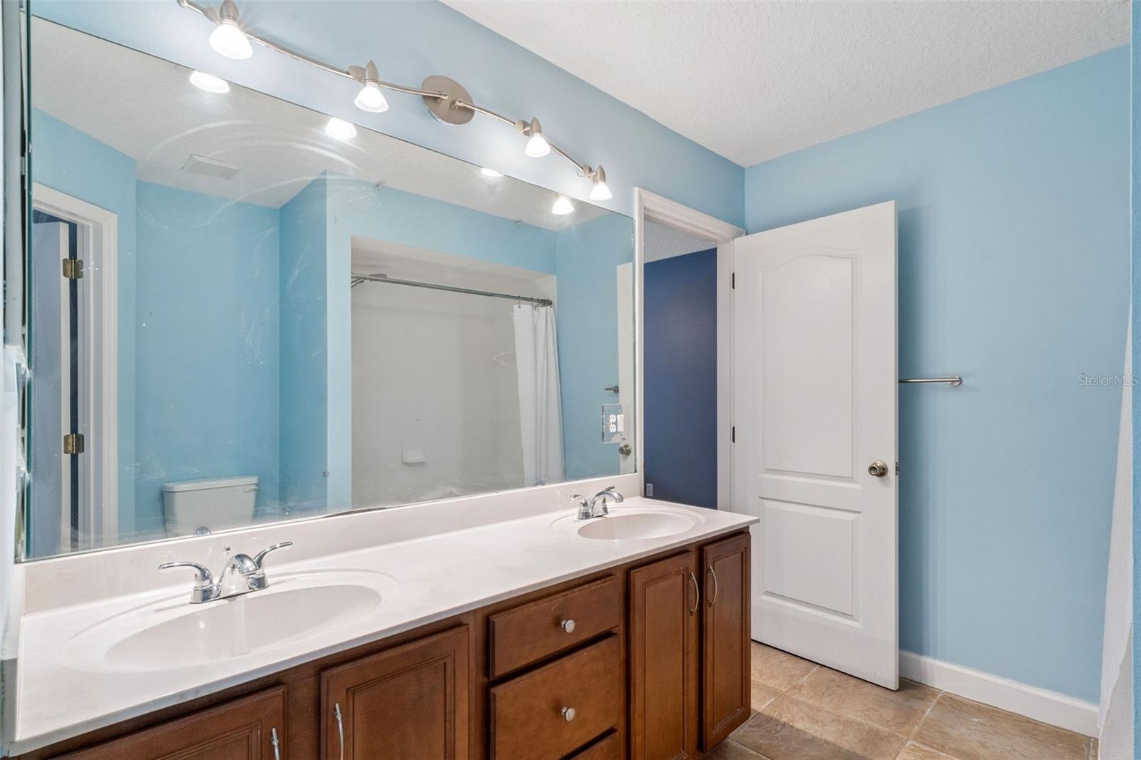 BARRINGTON ESTS - Residential