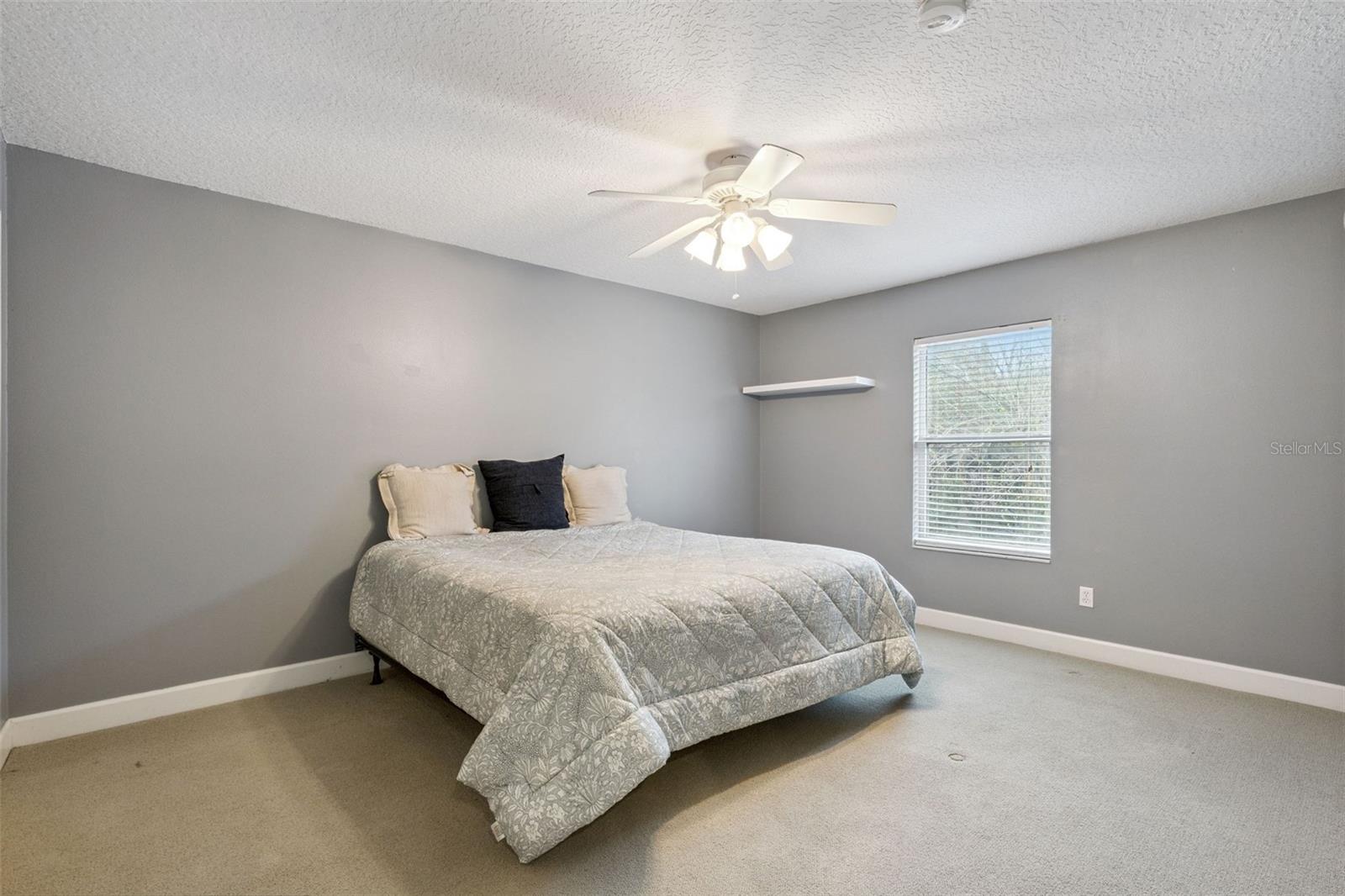 BARRINGTON ESTS - Residential