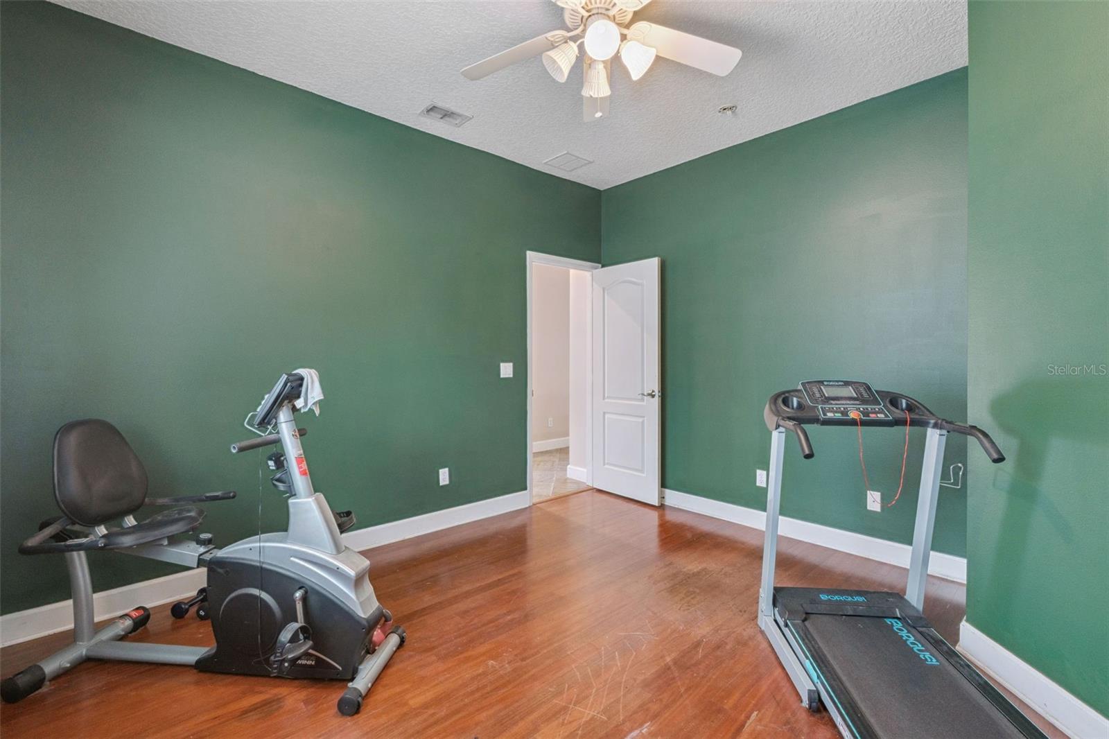 BARRINGTON ESTS - Residential