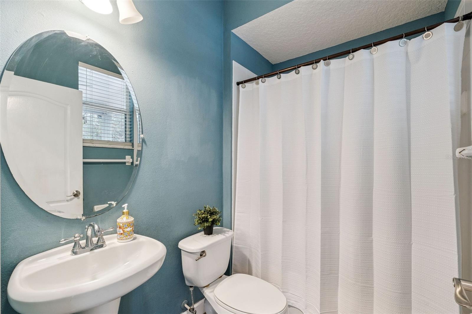 BARRINGTON ESTS - Residential