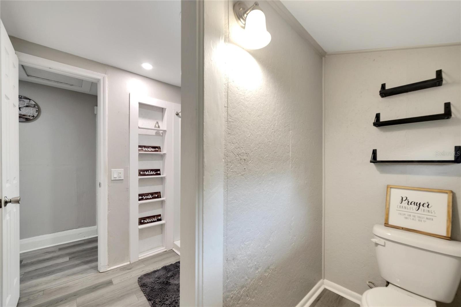 MACKMAY SUB - Residential Income