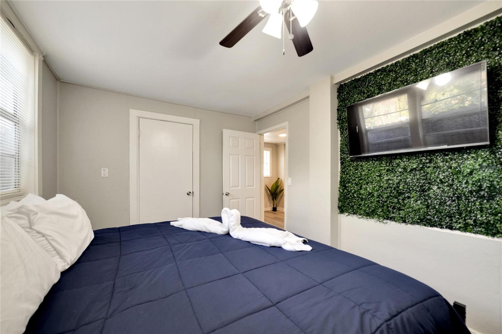 MACKMAY SUB - Residential Income