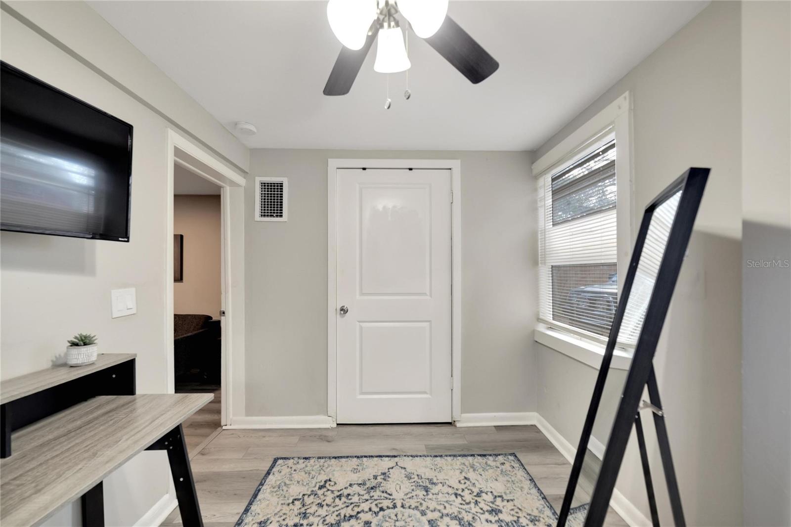 MACKMAY SUB - Residential Income