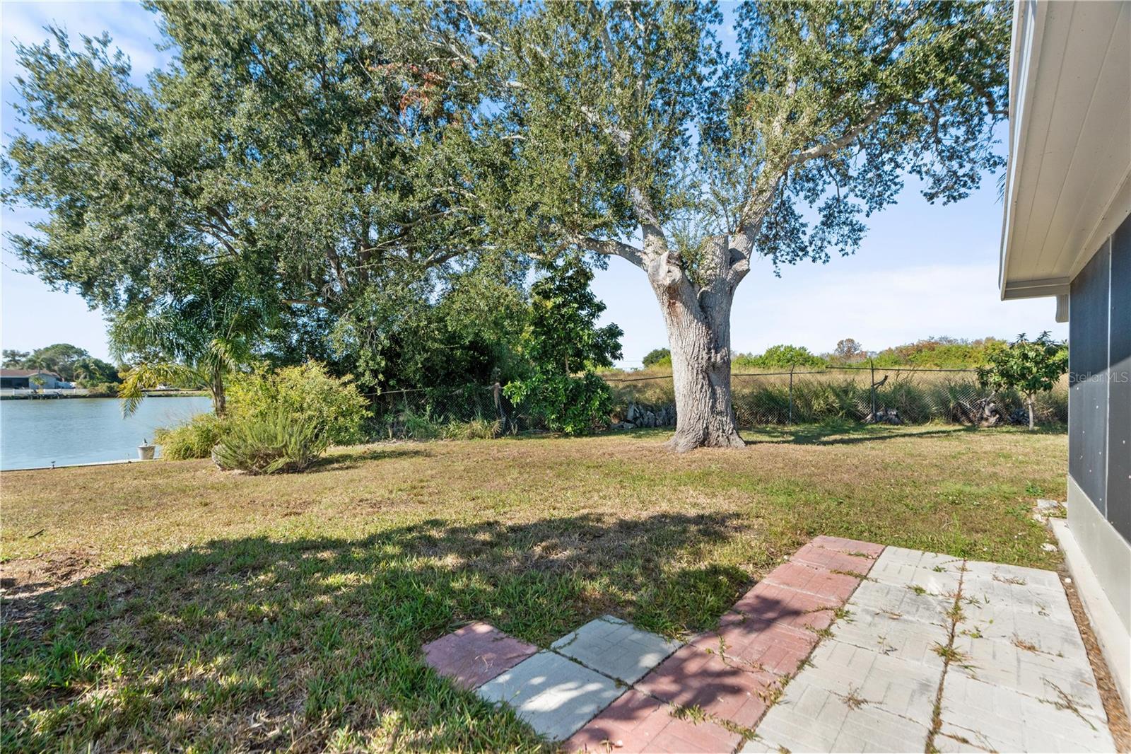 TAHITIAN DEV - Residential