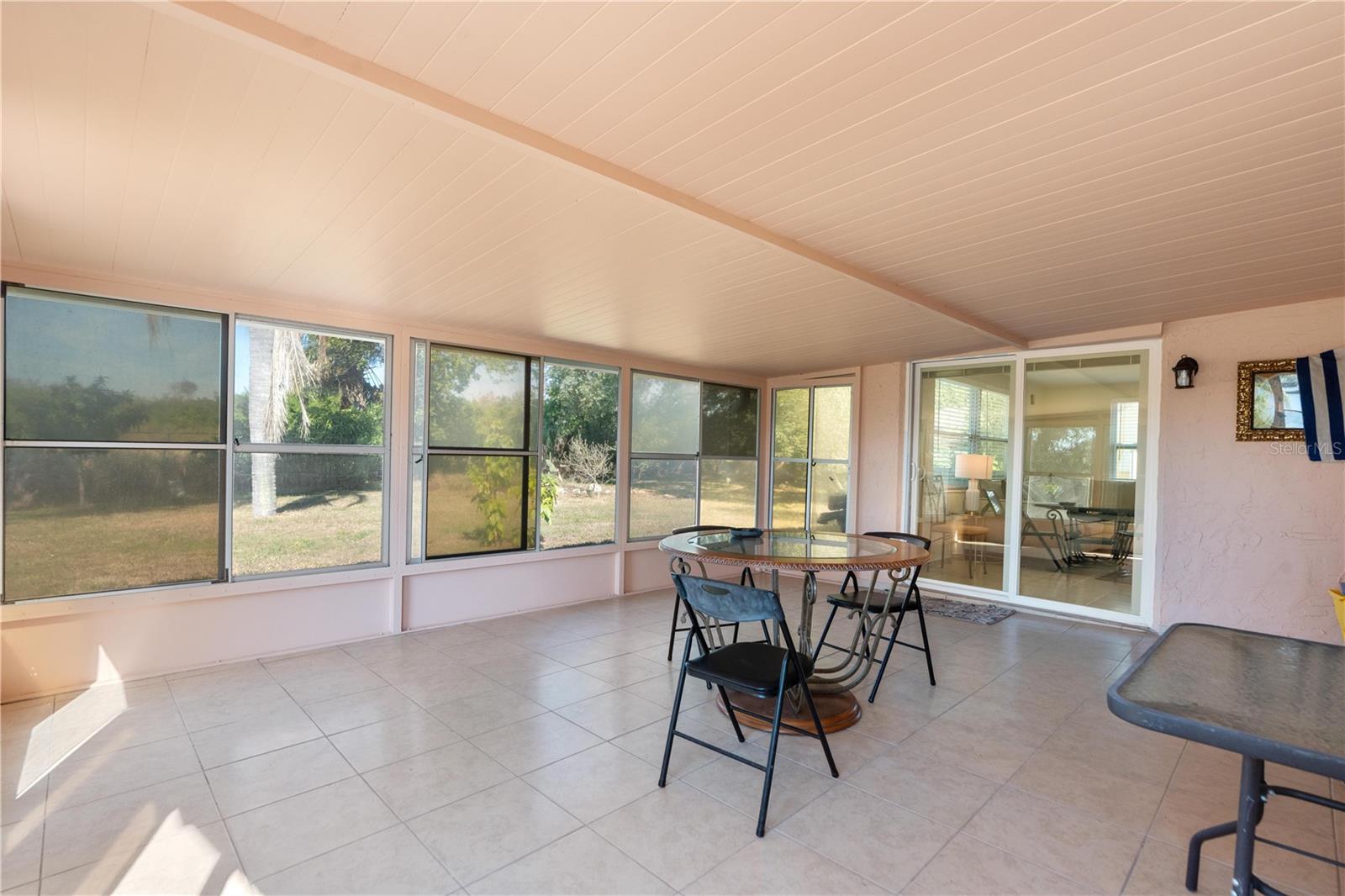 TAHITIAN DEV - Residential